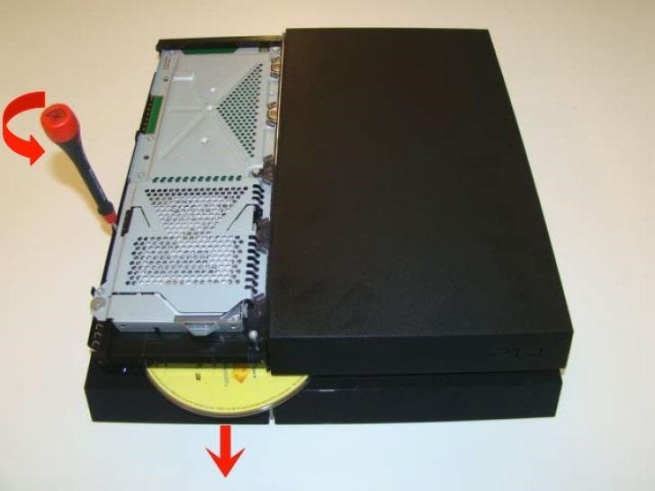 How to Manually Eject a Stuck Disc in the PlayStation 4 Console
