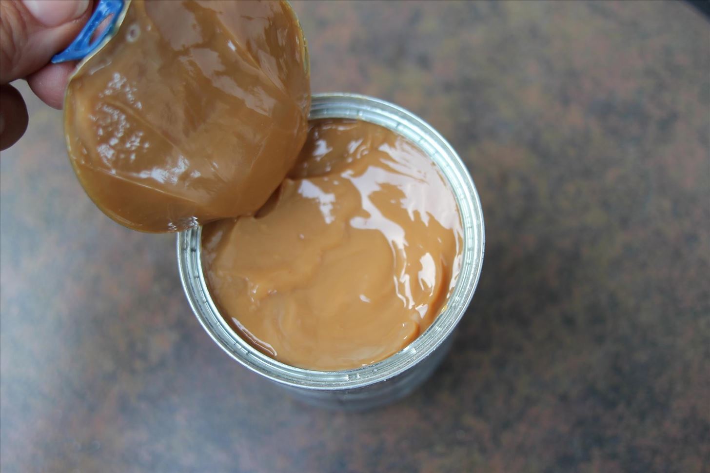 How to Make Dulce De Leche in a Can (A Tasty 1-Ingredient Dessert)