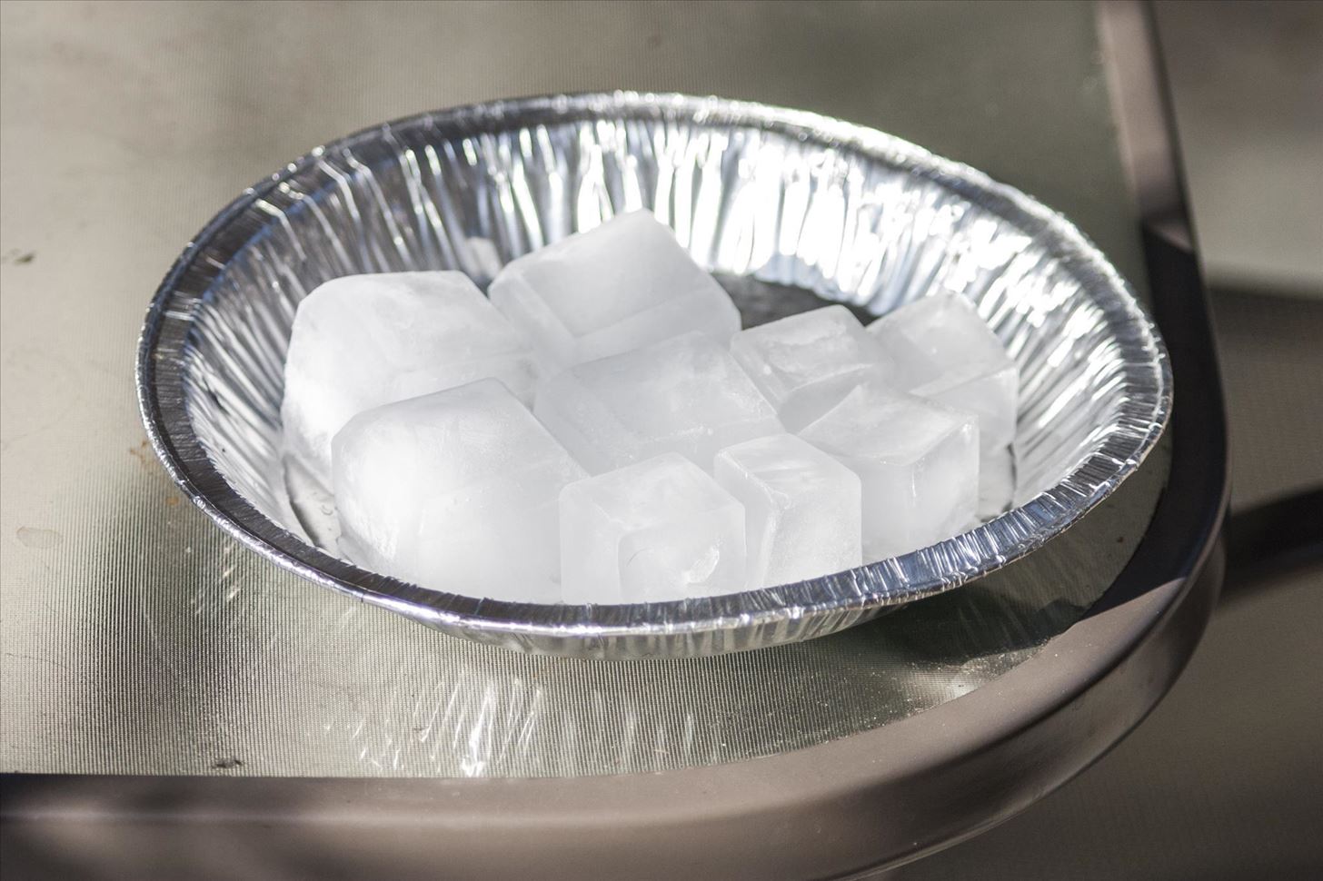 How to Make Smoked Ice for One-of-a-Kind Cocktails