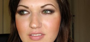 Apply an Olsen twin inspired bronze eye makeup look
