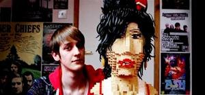 3,000 Bricks Make 1 Amazing Amy Winehouse LEGO Portrait