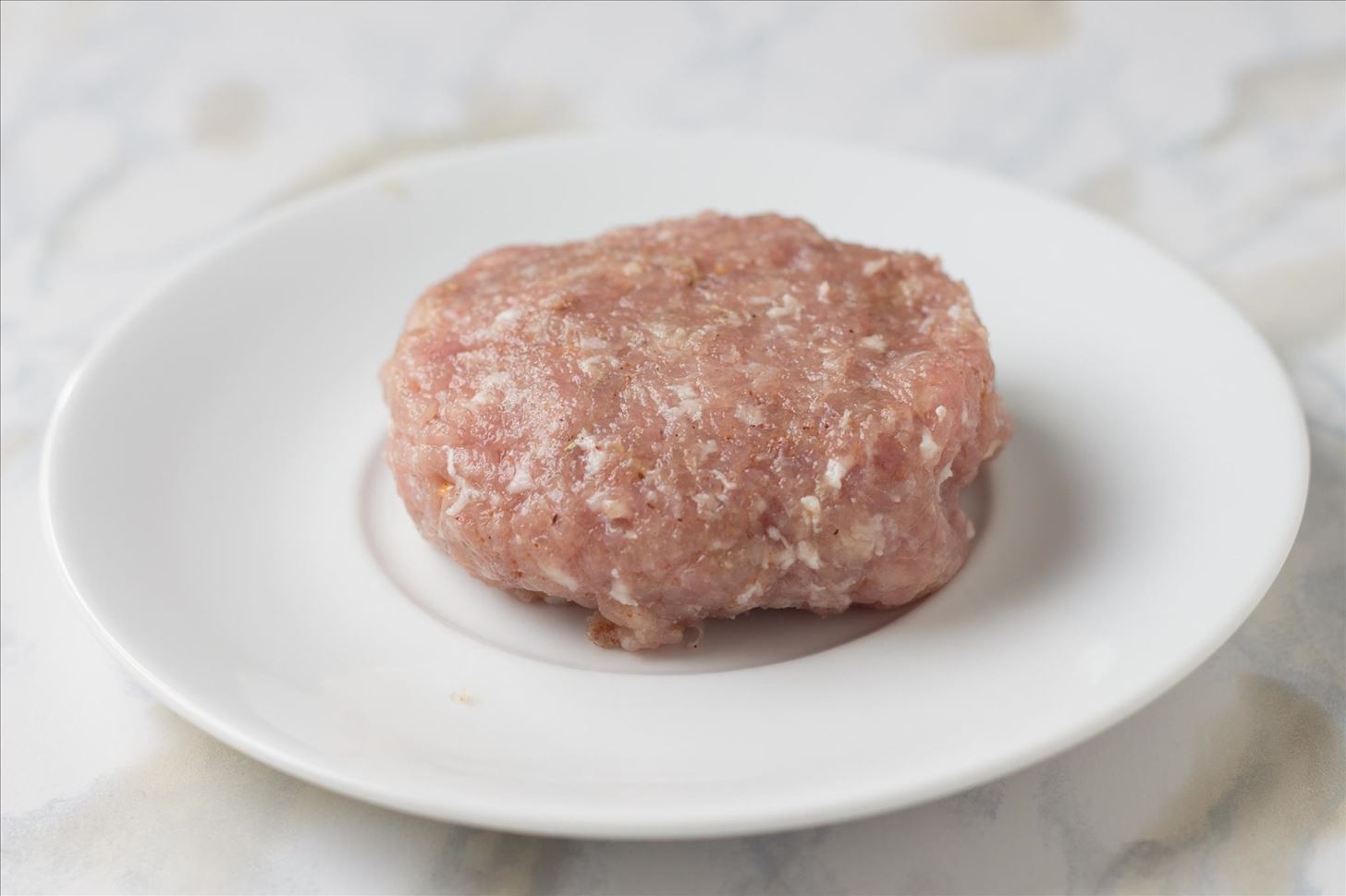 How to Make Delicious & Juicy Sausage at Home in Just 10 Minutes