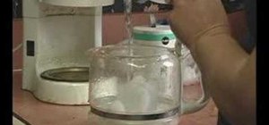 Clean a glass coffee pot with salt, ice and vinegar