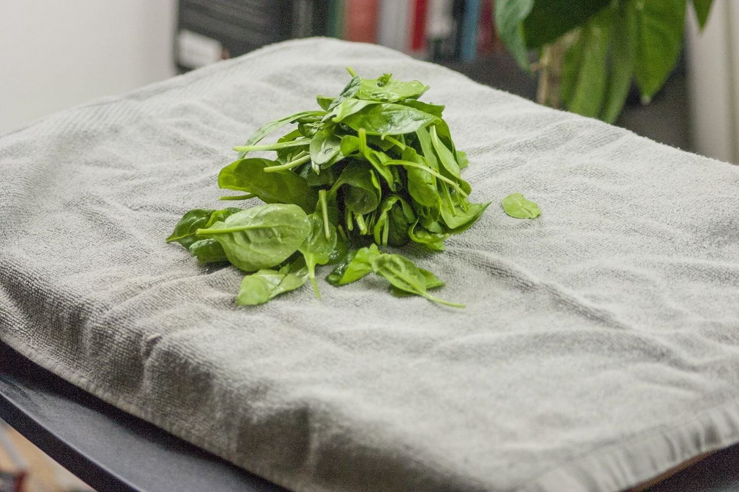 How to Dry Salad Greens Without Any Special Tools