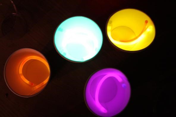 HowTo: Glow-in-the-Dark Sno Cones