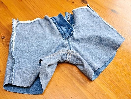 How to Upcycle Your Old Jeans into a DIY Camera Stabilizer ...