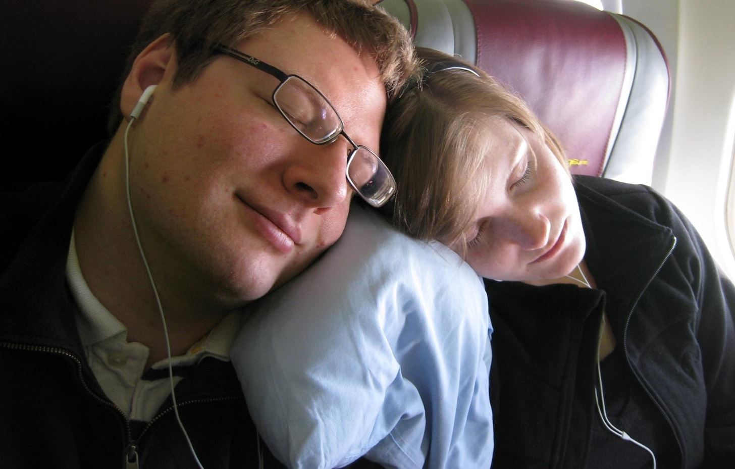 Sleep on Long Flights Like a Pro with These 13 Must-Know Tips