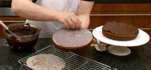 Make chocolate fudge cake