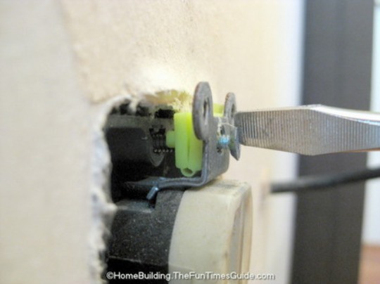 Shortcut: Fix a Wiggly Wall Outlet