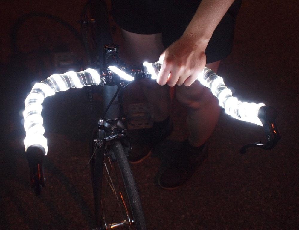Make the Most Brilliant Bike Light Ever with This LED Handlebar Mod