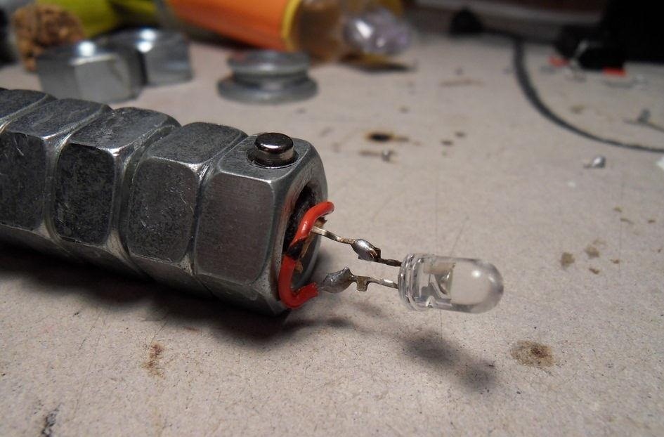 How to Build a Tiny LED Flashlight Out of Nuts, Bolts, and Washers
