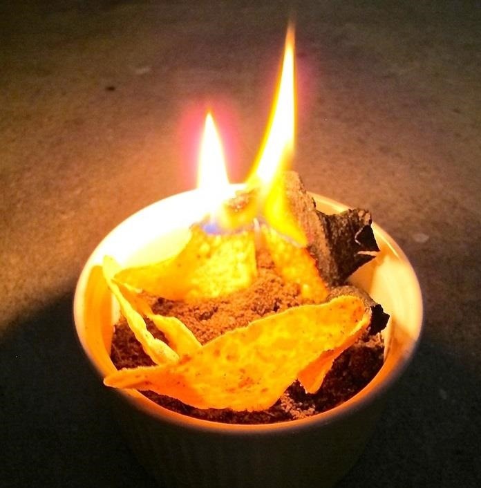 How to Turn Corn or Potato Chips into a MacGyver-Style Emergency Candle