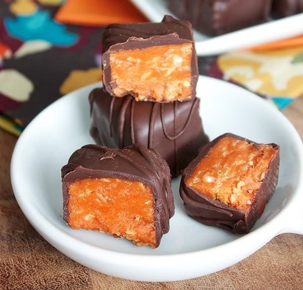 How to Make Your Own Nestlé-Style Butterfinger Candy Bars at Home