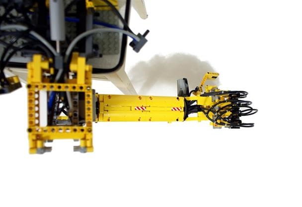 Fully Articulated LEGO Arm Mimics Human Movement