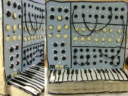 Synth Cakes Are Awesome