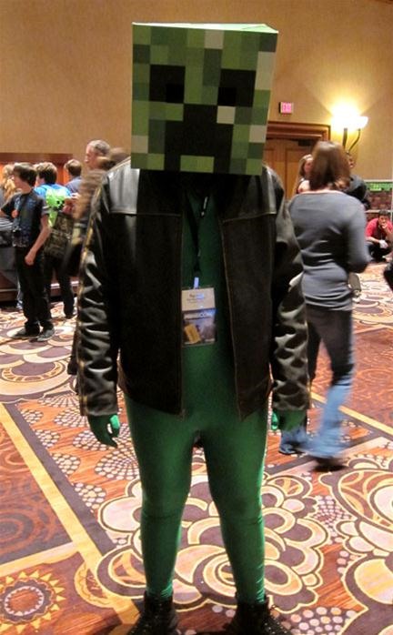 20 Amazing Minecraft Costumes at MineCon 2011