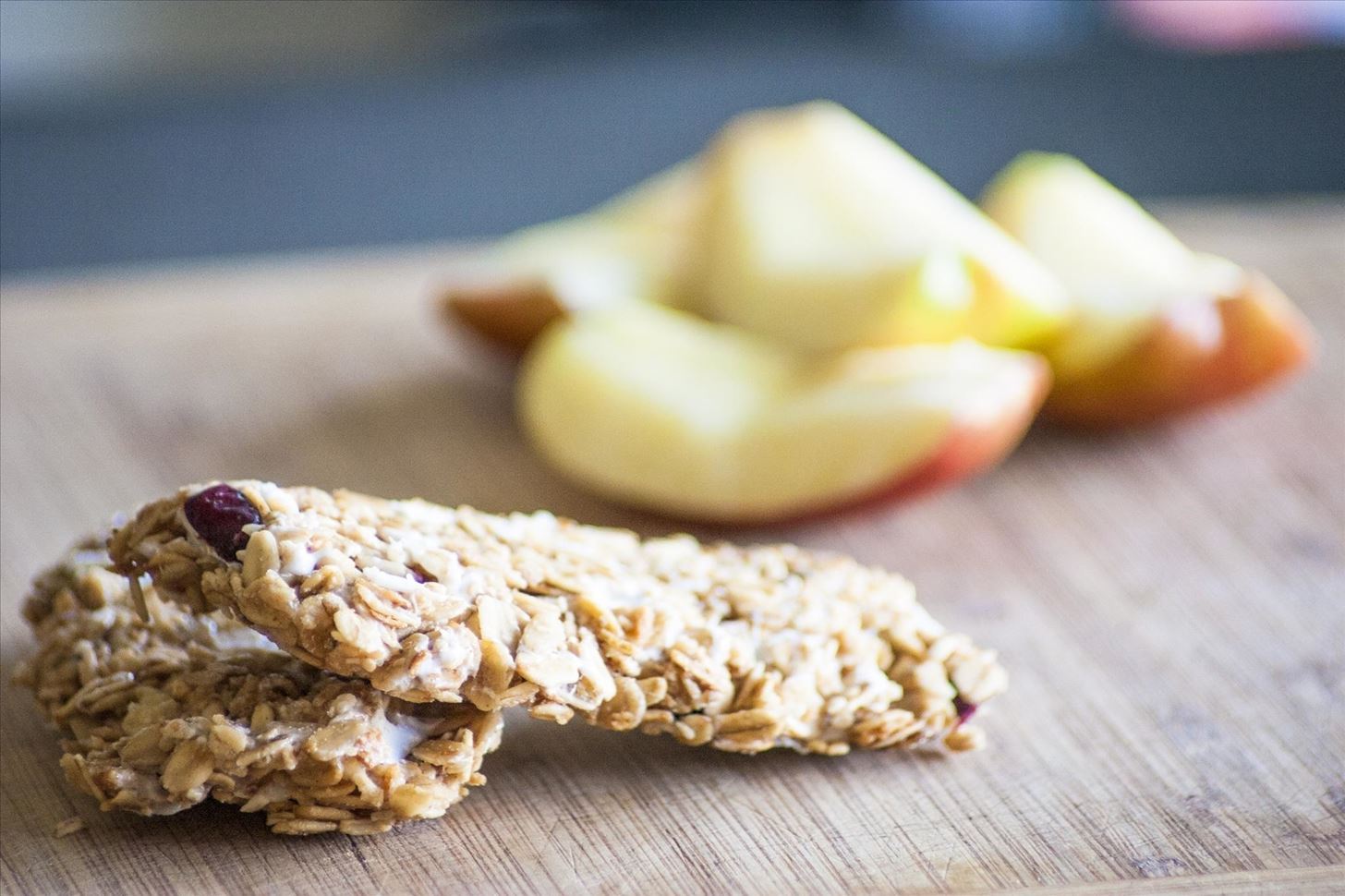 Make These Easy Granola Bars with Only 2 Ingredients