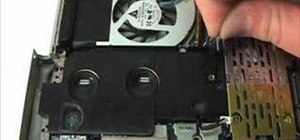 Repair a MacBook Pro 17" - Left speaker removal