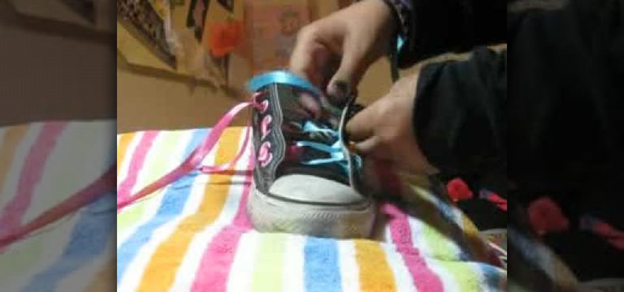 tying converse shoelaces