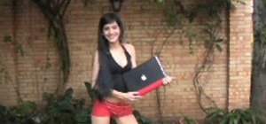 Make a laptop case from pants & plastic with Gianny L