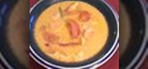Make Thai yellow shrimp curry