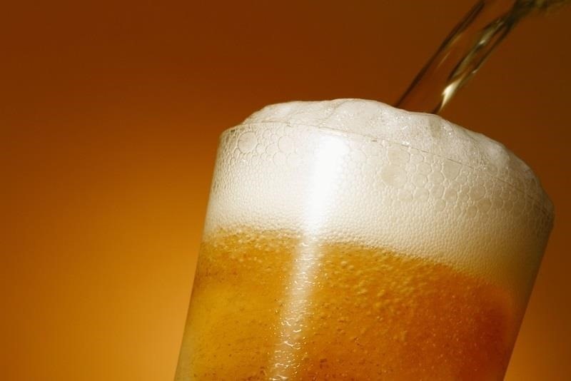 Beer Science: How to Pour the Perfect Glass of Beer Every Single Time