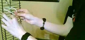 Weave a (king) cobra stitch for parachord bracelets