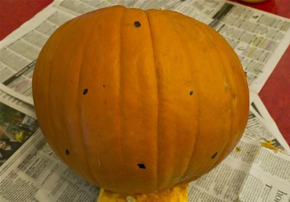 How to Carve Fractals and Stars on Pumpkins