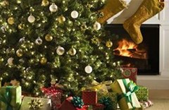 How to Get Last Minute Deals on Christmas Gifts with Groupon, LivingSocial & More