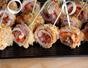 Make spicy pork rolls as a delicious appetizer