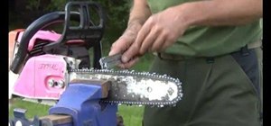 Sharpen your chainsaw with a hand file