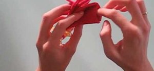 Transform your napkin into a Christmas star