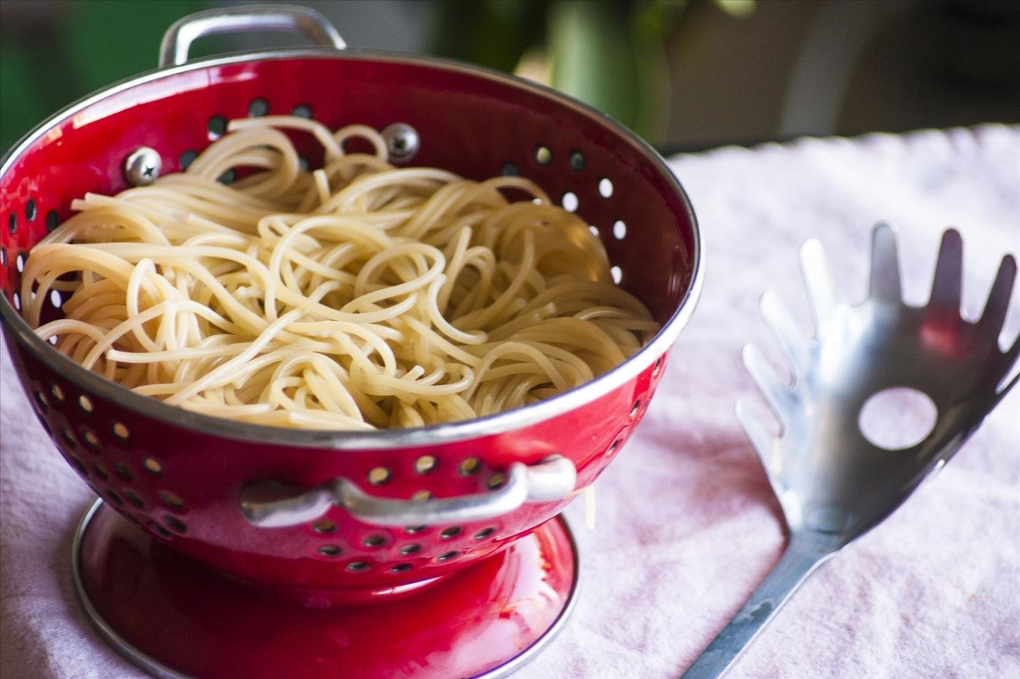 How to Turn Spaghetti into Ramen
