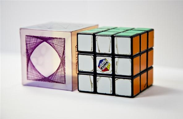Mathematical Curve Stitching Takes on the Rubik's Cube