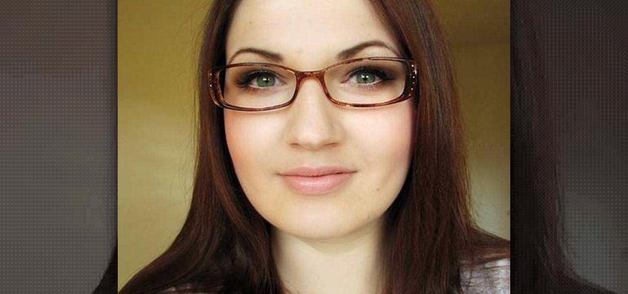 How to apply eye makeup for glasses