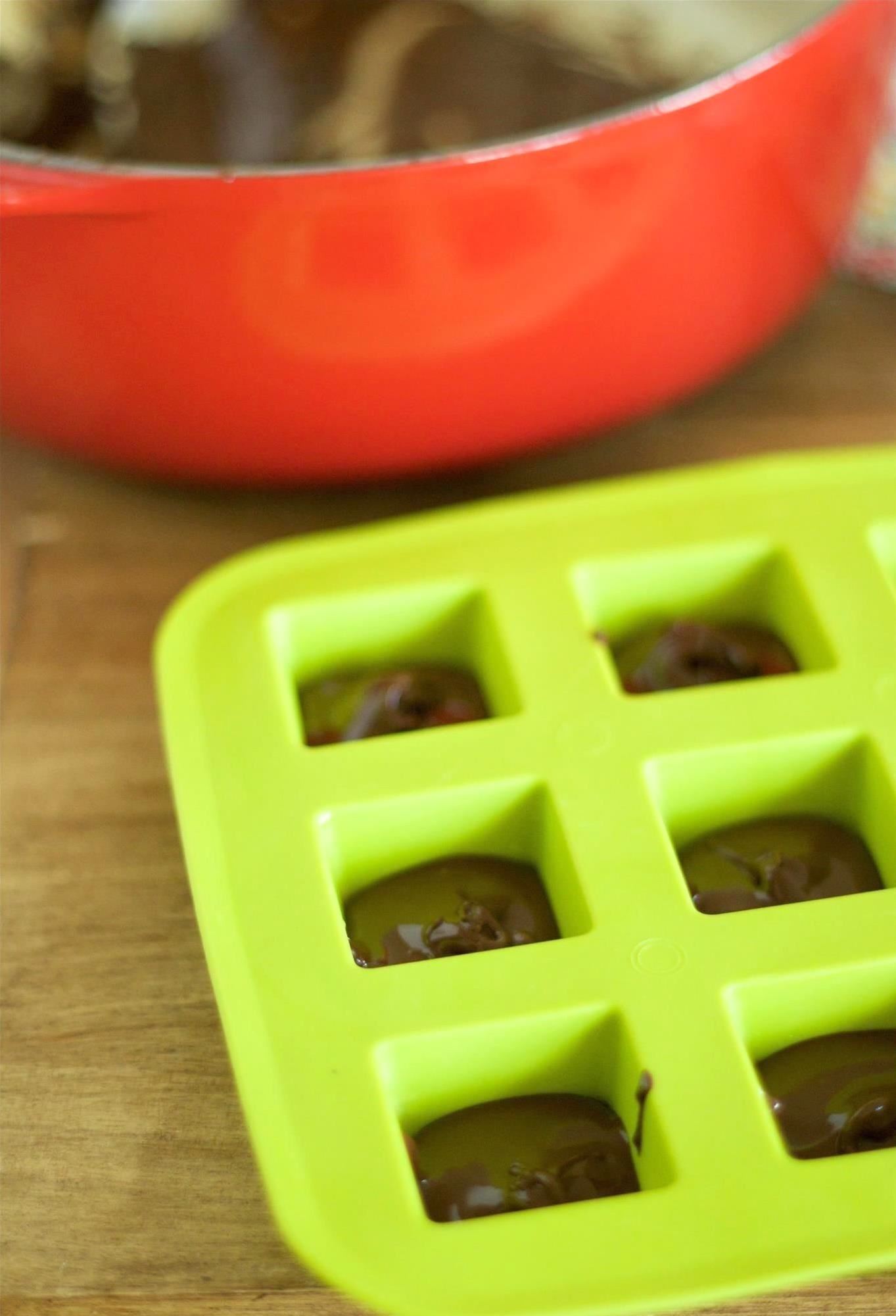 An Ice Cube Tray Is a Genius Way to Make Chocolate-Covered Stawberries