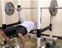 Benchpress with powerlifting bands