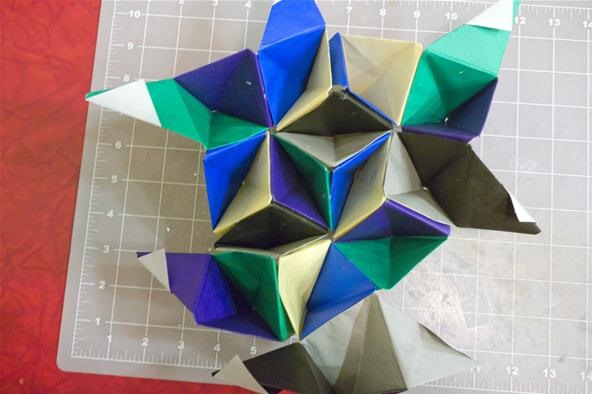 Modular Origami: How to Make a Truncated Icosahedron, Pentakis Dodecahedron & More