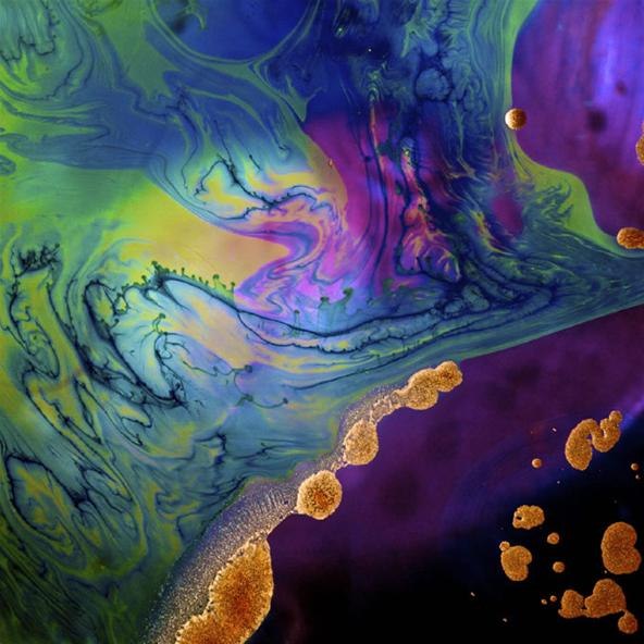 Creating the Cosmos With Ink, Paint & Water « Photography