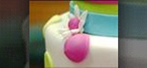 Decorate a cake with fondant
