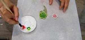 Use Chinese watercolor paint to decorate prima flowers
