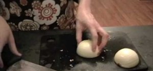 Dice an onion easily and quickly