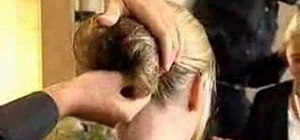 Easily make a hair bun