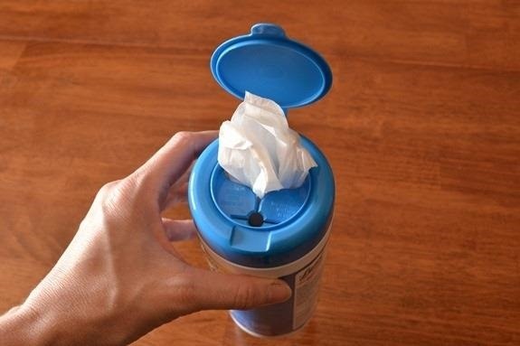 How to Recycle an Empty Wipes Canister into a Neat & Tidy Plastic Bag Dispenser
