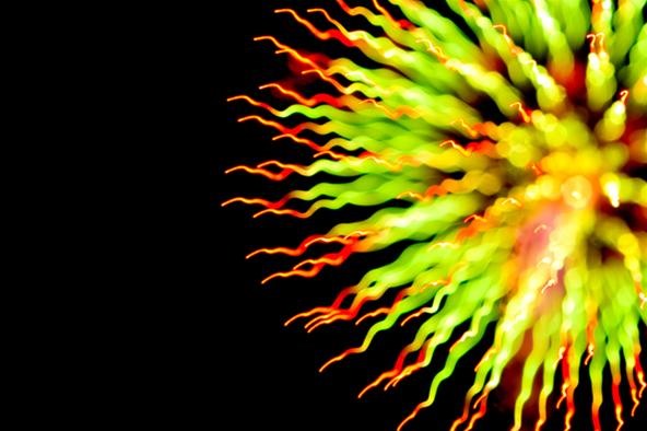 How to Blur Fireworks with Your DSLR for Some Wicked July 4th Photos