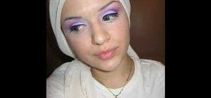 Create a pink and purple eyeshadow look