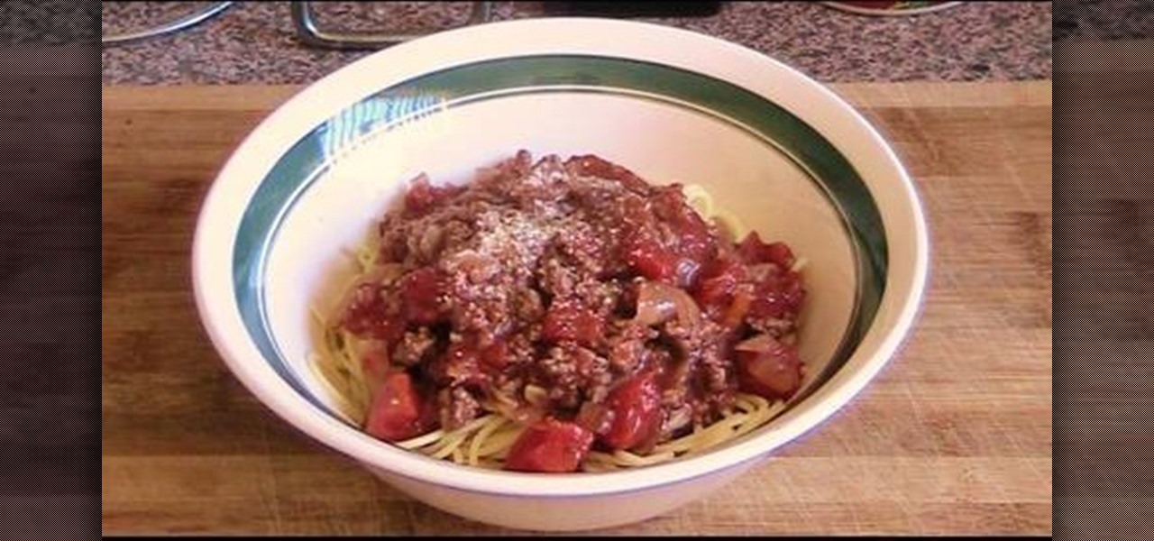 How to Make a quick & easy spaghetti bolognese « Pasta :: WonderHowTo