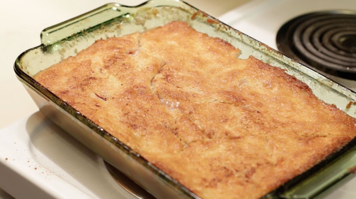 How to Make an Easy Amazing Peach Cobbler