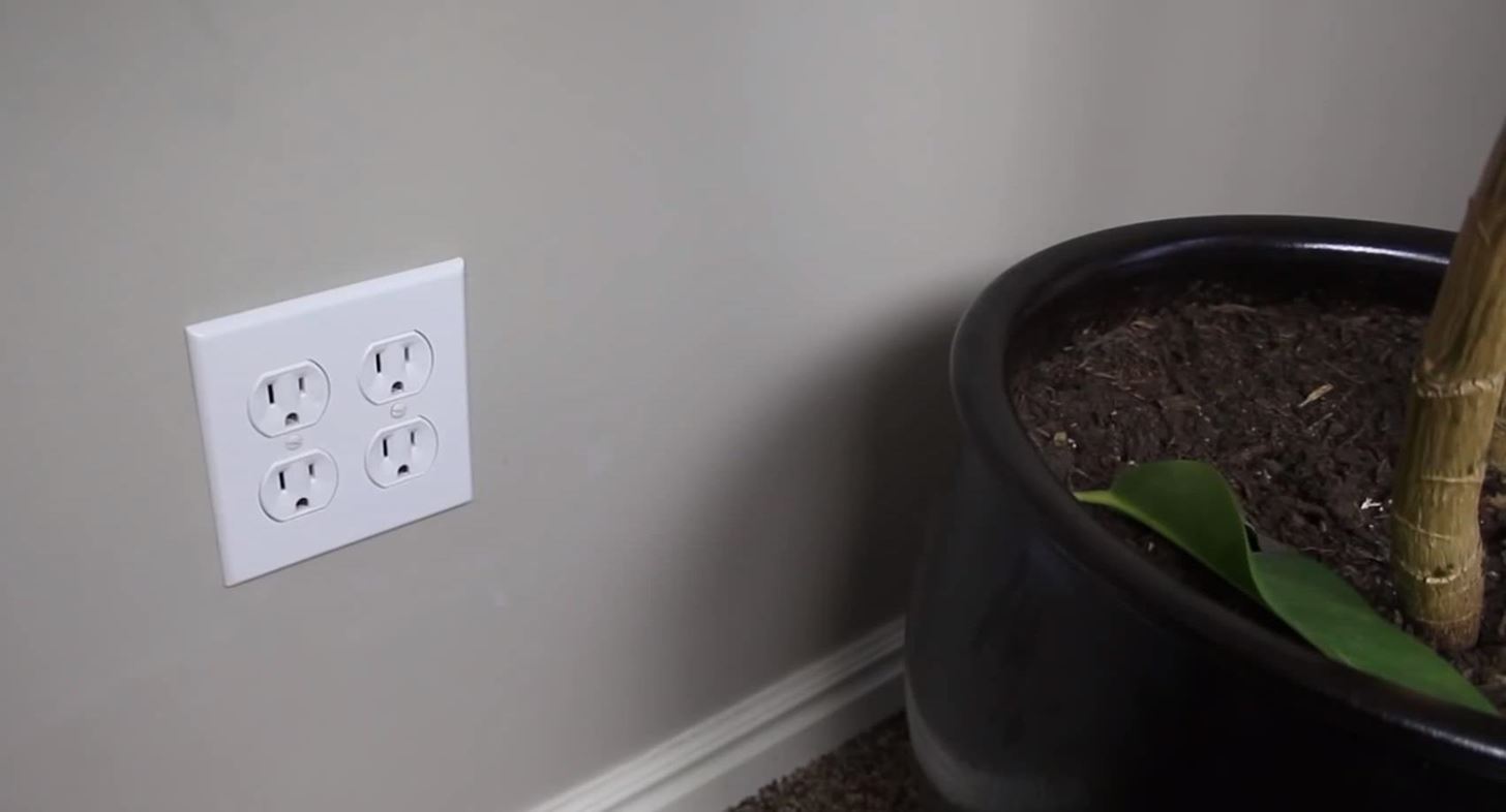 How to Make a Super Secret Wall Safe for Less Than $3
