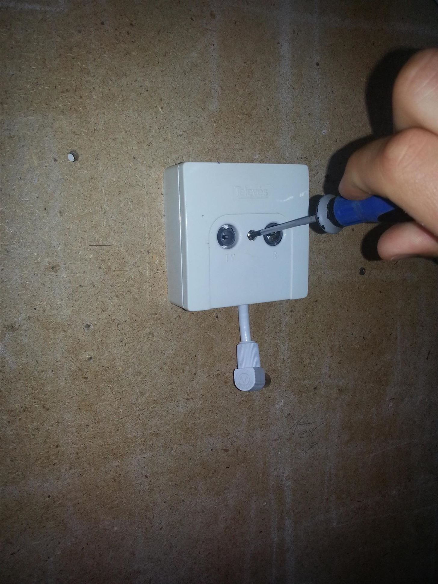 How to Install a TV Socket